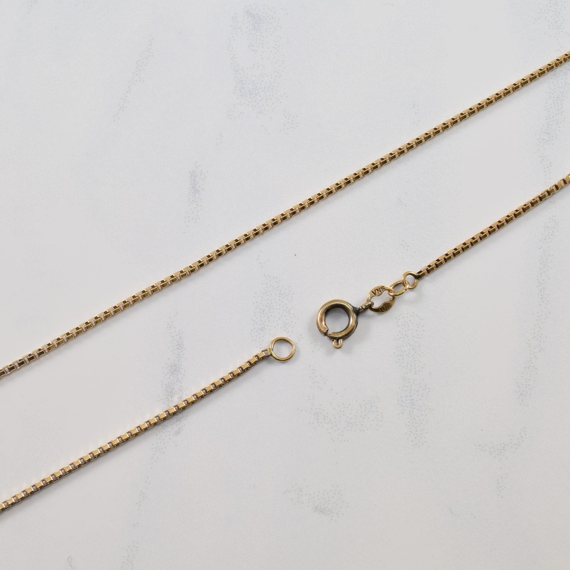 10k Yellow Gold Box Chain | 22