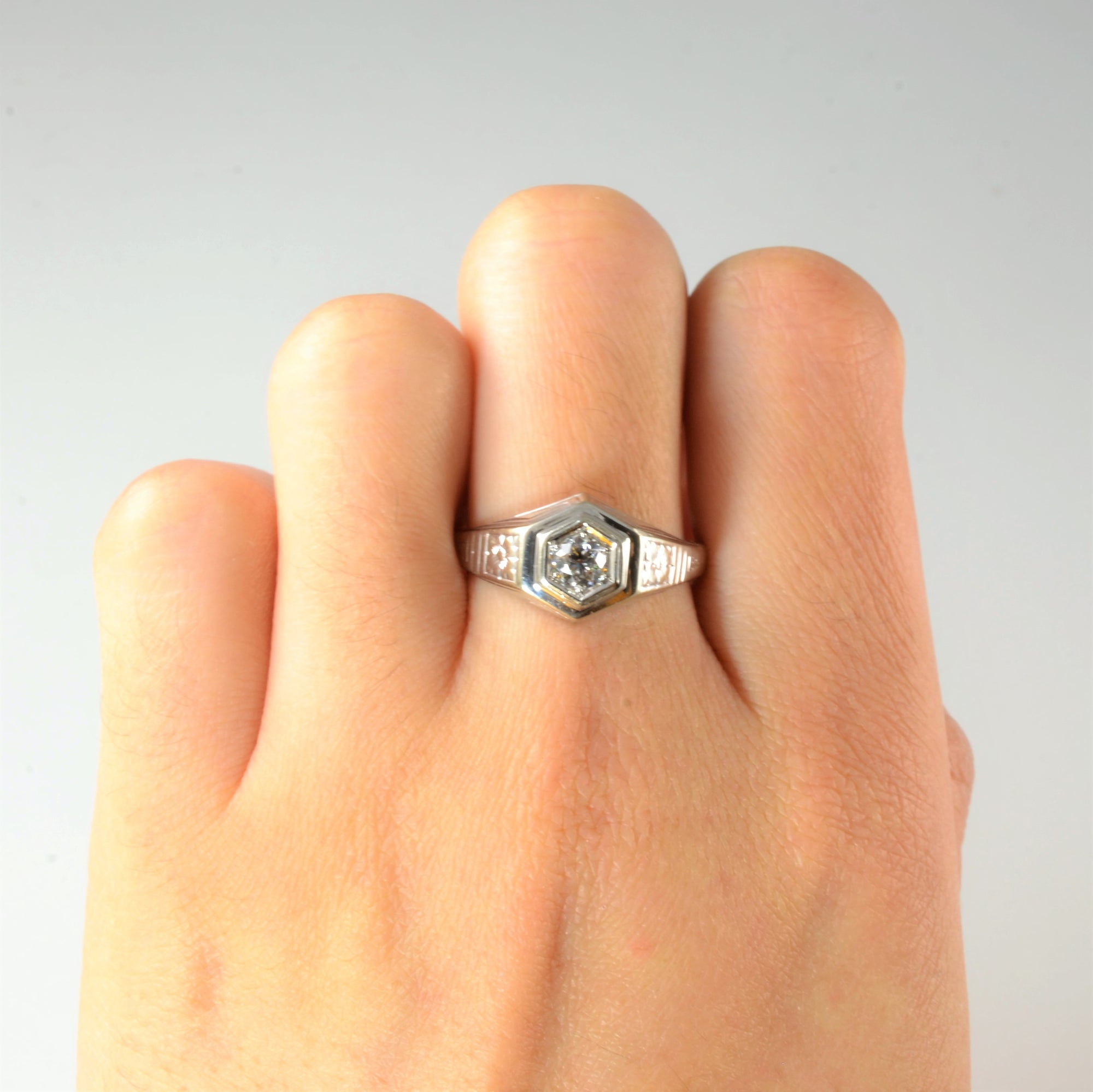 1920s Orange Blossom Detailed Engagement Ring | 0.28ct | SZ 9 |