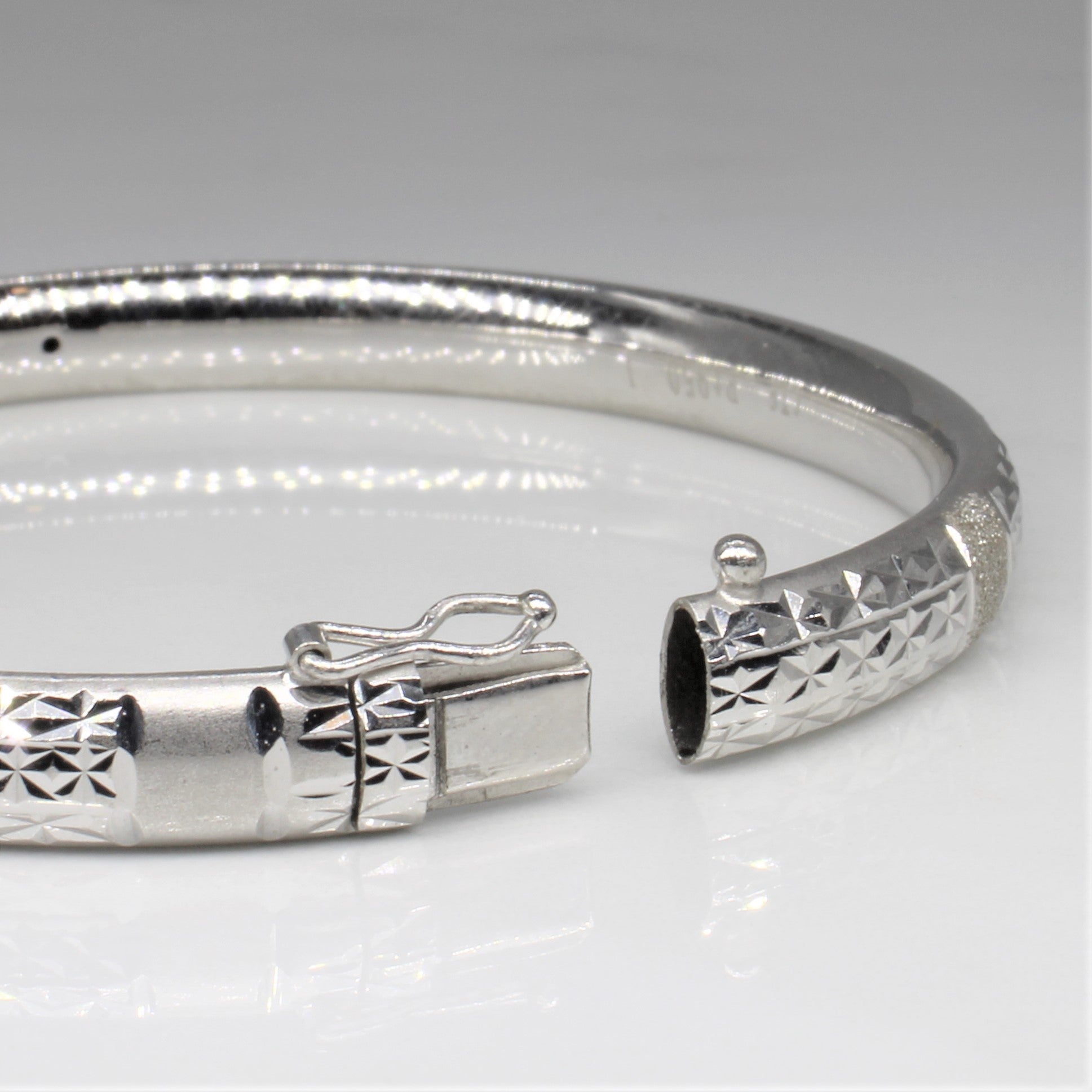 'Chow Tai Fook' Textured Platinum Bangle | 6
