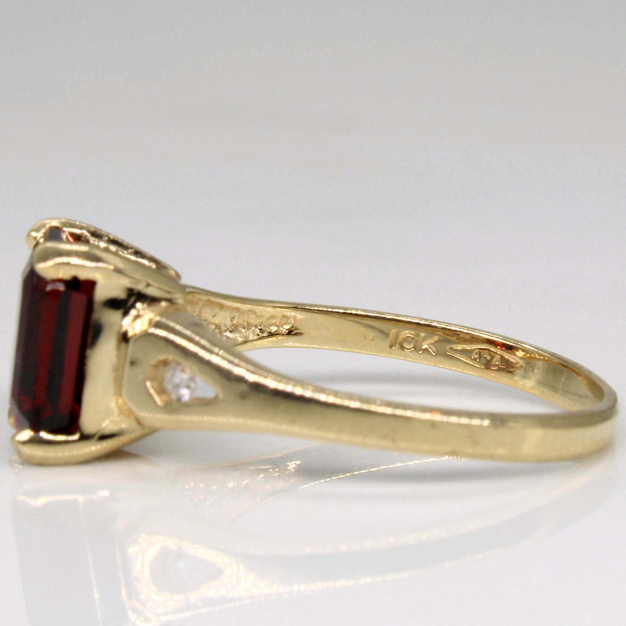 Tapered Garnet & Diamond  Ring | 2.12ct, 0.03ctw | SZ 6.25 |